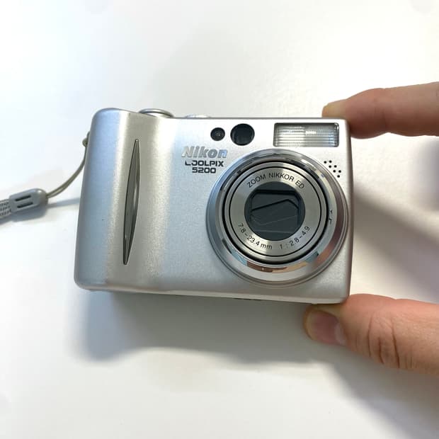 니콘 쿨픽스 5200 디지털 카메라