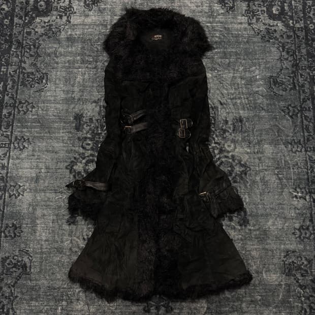 Morgan 00s belted shearing fur swede coa