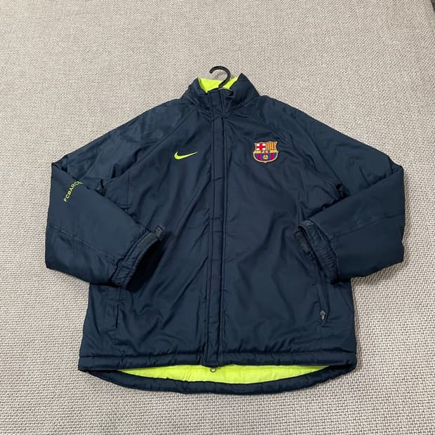 나이키 바르셀로나 누빔 바람막이  9977