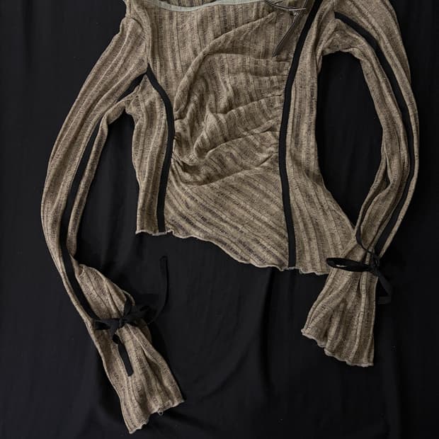 벨트 오프숄더 티