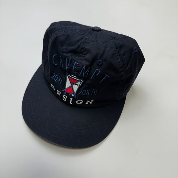 CAVEMPT 카브엠트 캡