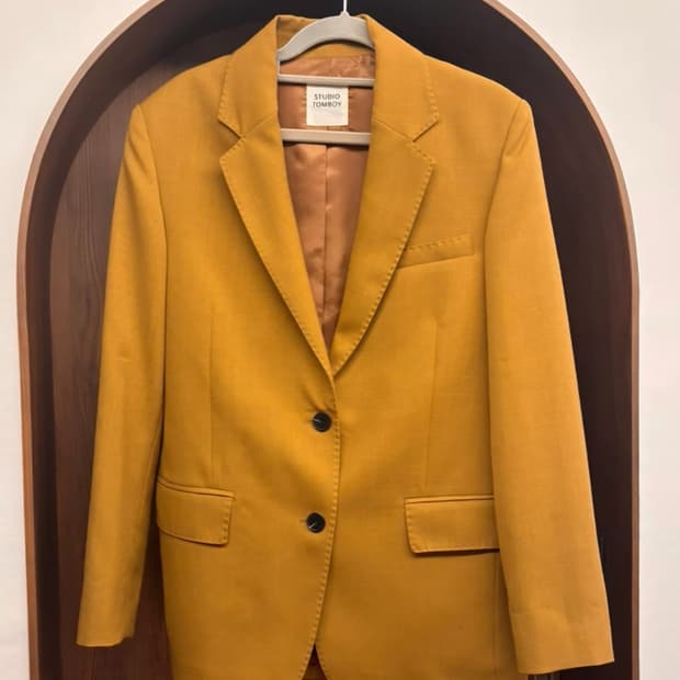 스튜디오 톰보이 옐로우 테일러드 자켓