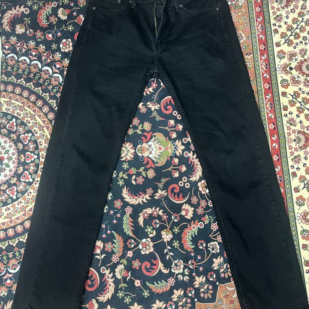 [30x32] levi’s 505 black jean 