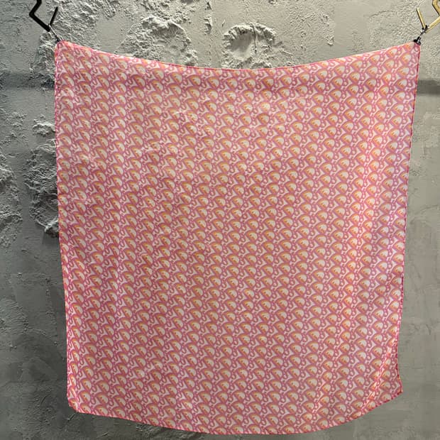 크리스찬 디올 CHRISTIAN DIOR 트로터 실크 스카프 핑크