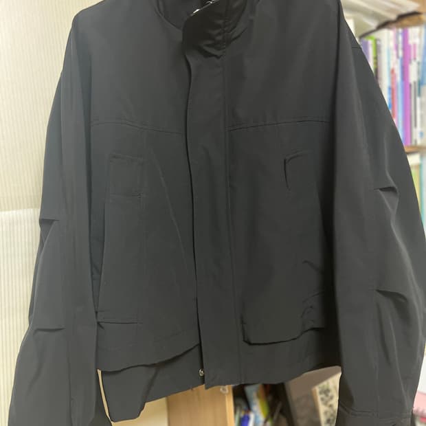 솔리드옴므 쉘파카 23ss 48 사이즈 판매합니다 (상