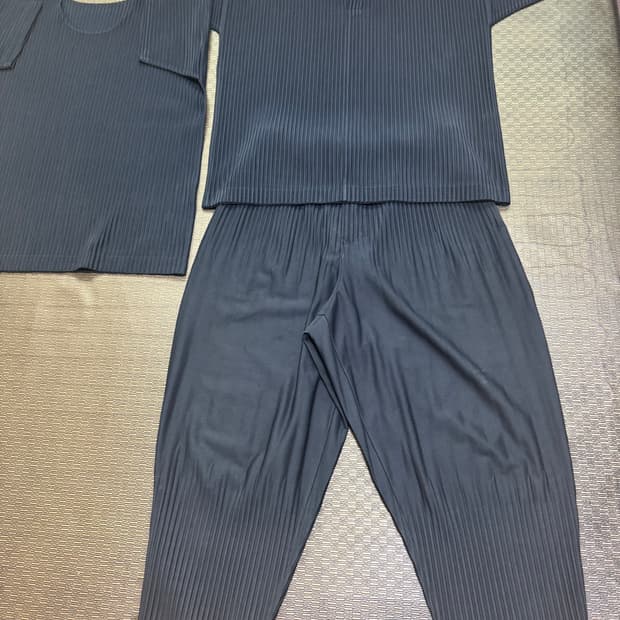 이세이미야케 옴므 셋업