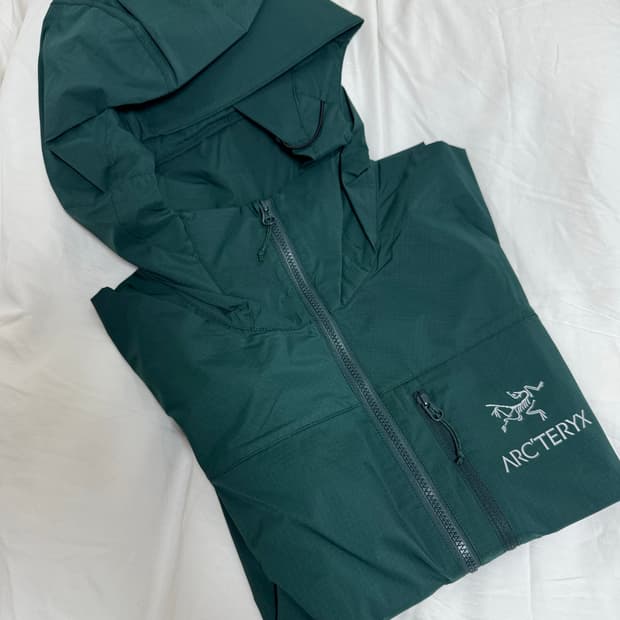 아크테릭스 스쿼미시 후디 피테아스