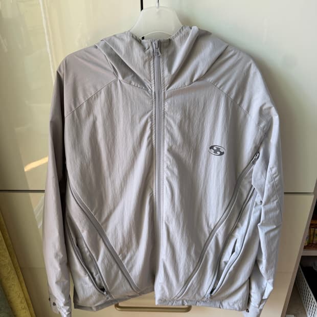 sansangear 바람막이