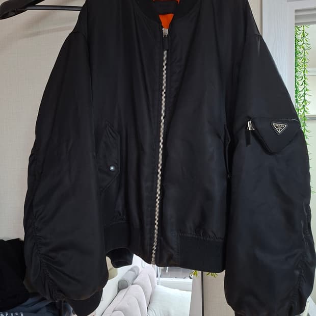 프라다 마원 항공점퍼 XL