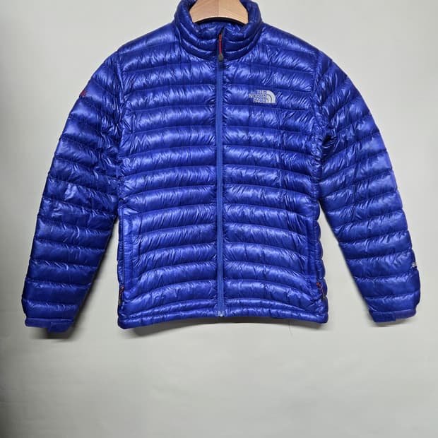 거의새제품)노스페이스 고프코어 경량곱창 패딩M  구스800필