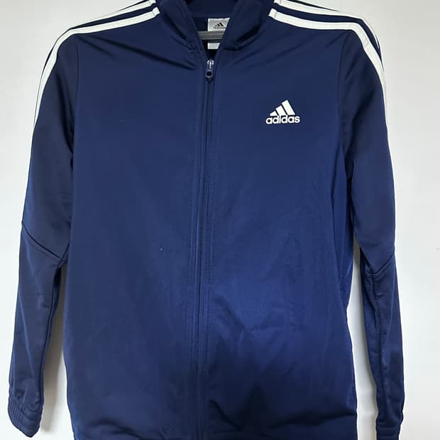 아디다스 트랙탑 M사이즈