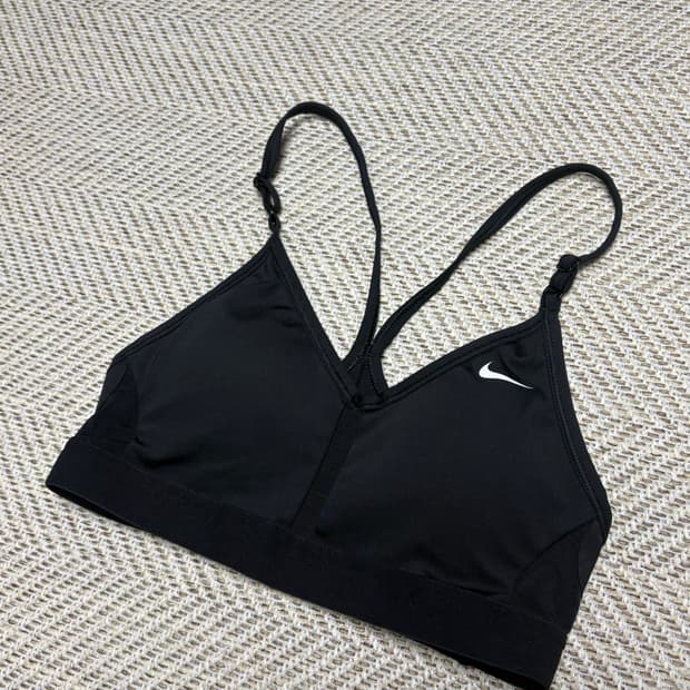 나이키 브라탑 스포츠브라 나이키브라 운동복 브라 라이트서포트