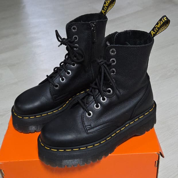 닥터마틴 제이든 3 워커 부츠