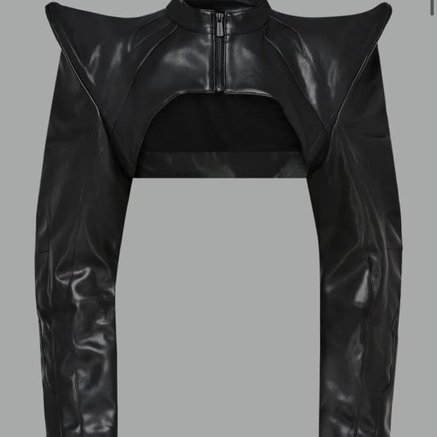 Namilia spike moto bolero jacket