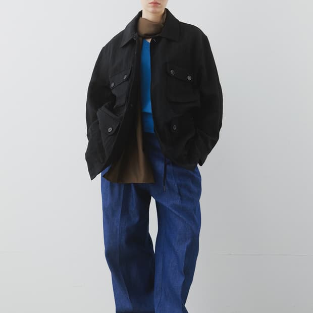 문달 Luster Safari Jacket in Black