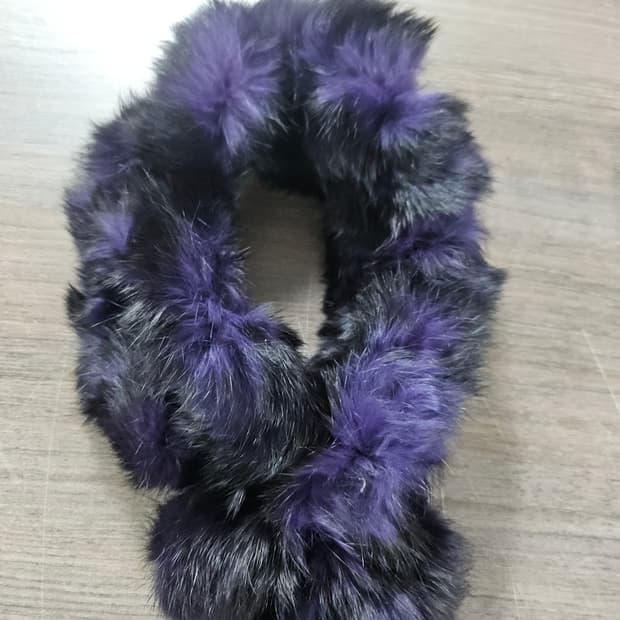 퍼플 블랙 토끼털 목도리