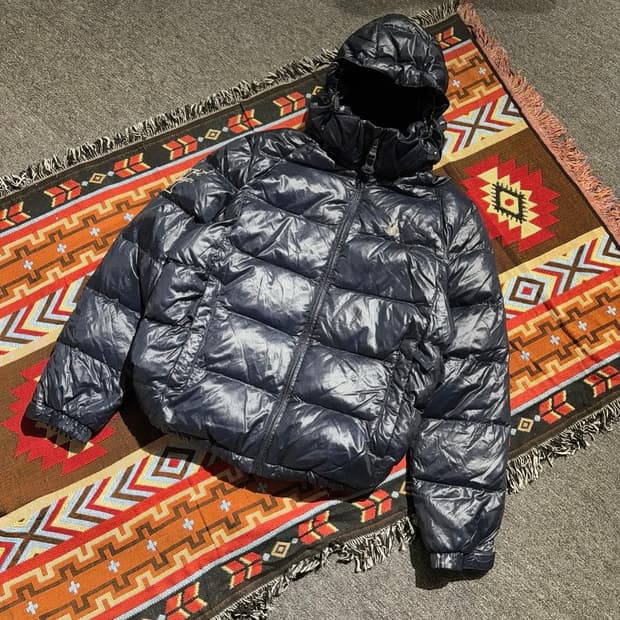 빈폴 빈티지 유광 후드 패딩