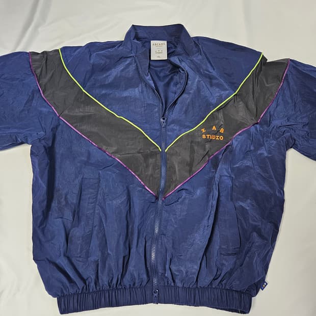 아이앱스튜디오 바람막이 x 아케인 자운 트랙탑 나이트 블루네온 자켓 XL