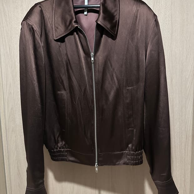 노이어 글로시 스윙탑 와인 48