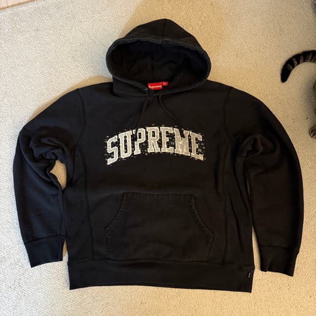 18FW Supreme Water Arc Hooded Sweatshirt