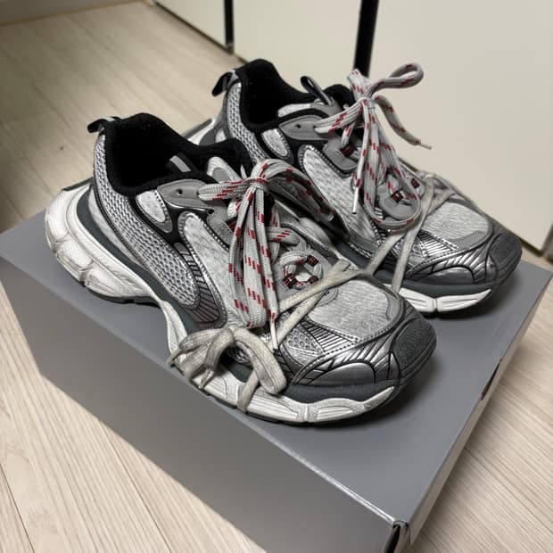 발렌시아가 3XL 43 사이즈 판매합니다