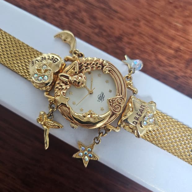 커크스 폴리 (Kirks Folly) 메쉬 손목시계