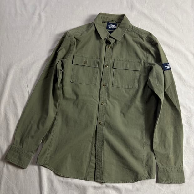 The North Face 카키 로고 포켓 셔츠 S