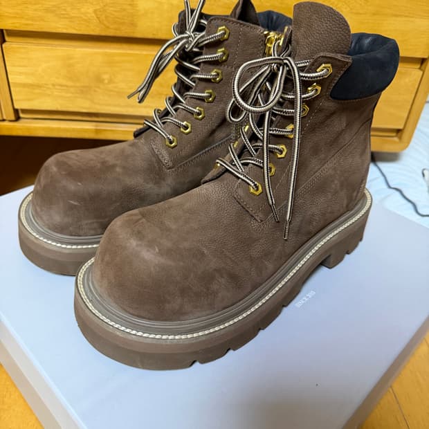 쏘유레슈어 벨루가 270