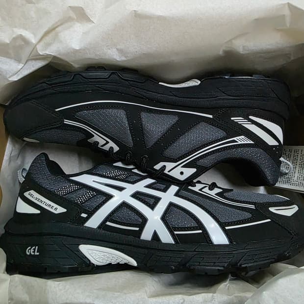 아식스 젤벤쳐6 캐리어그레이 290 새상품