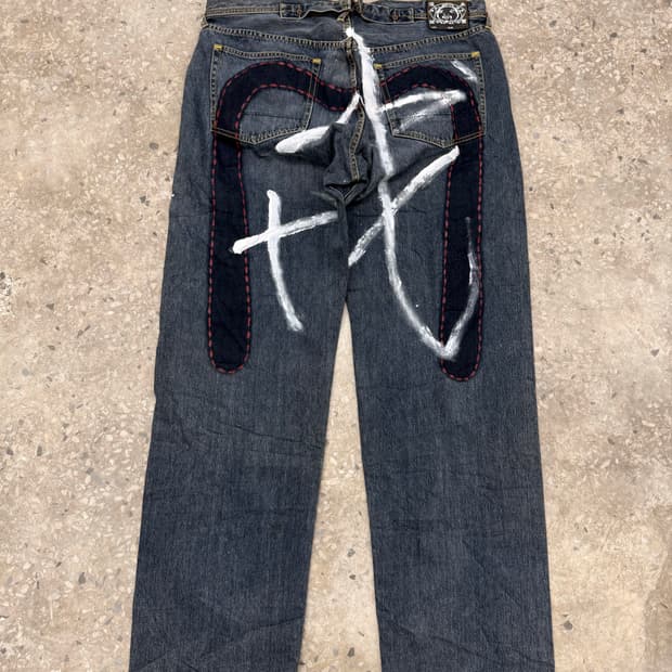 에비수 00s 레드 스티치 셀비지 그래피티 데님 팬츠