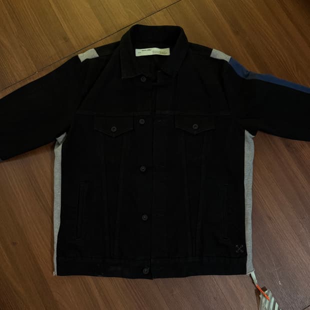 오프화이트 데님 재킷