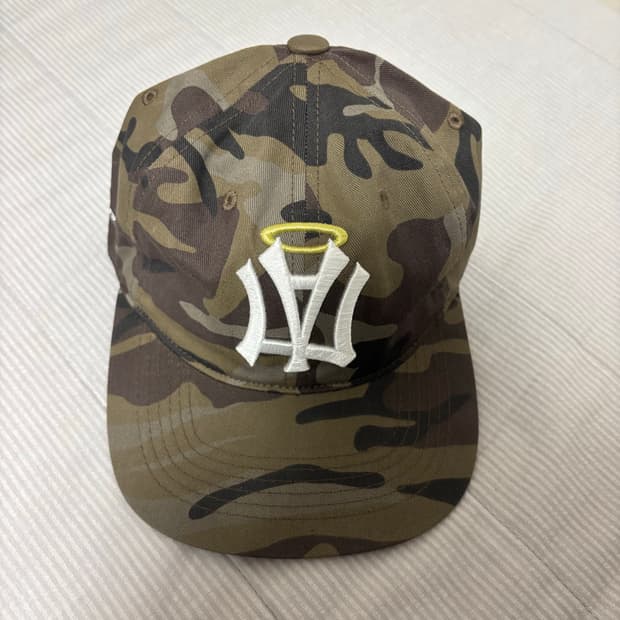 에이이에이이 엔젤 윙 볼캡 카모