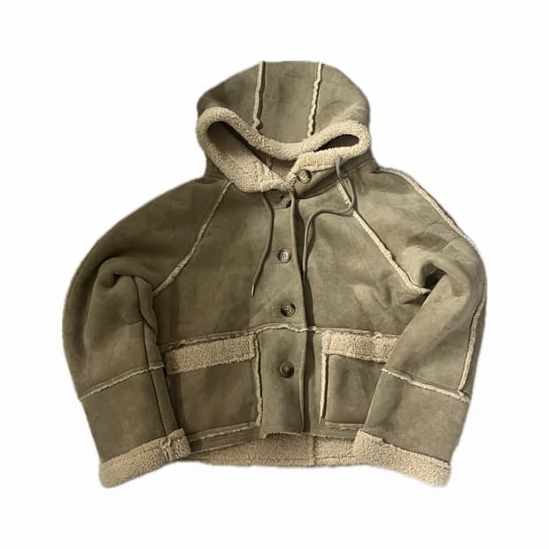 베이지 무스탕 라떼갸루