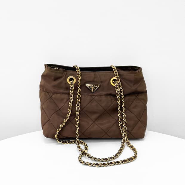 프라다 나일론 퀼팅 체인 숄더백 브라운