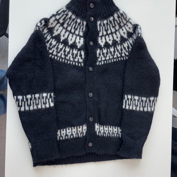 [3] 바토너 모헤어 노르딕 울가디건 니트