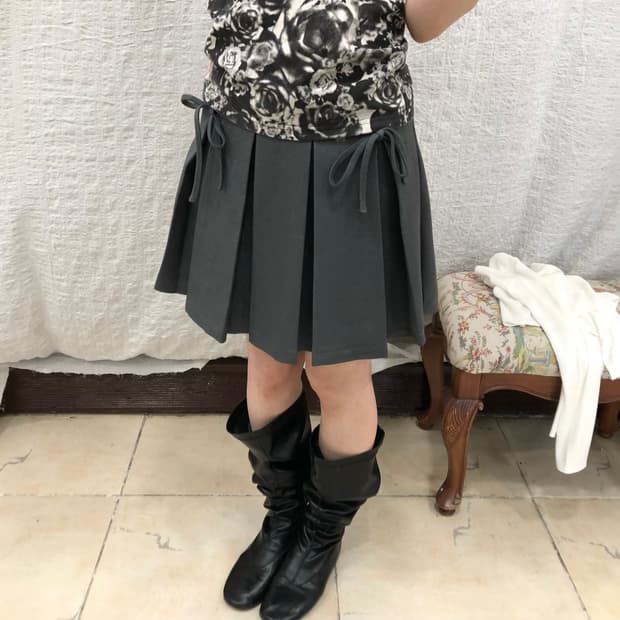 Ribbon charcoal mini skirt