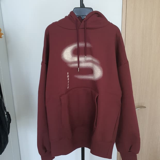 버건디 후드티 소라노 실착1회 상태최상