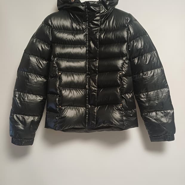 구스 90%] 리복 여성 구스다운 패딩 (블랙/90/M) - 상태 양호