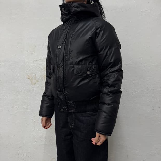 유나이티드애로우즈 블랙컬러 폴리에스터 혼방 후드 다운 자켓