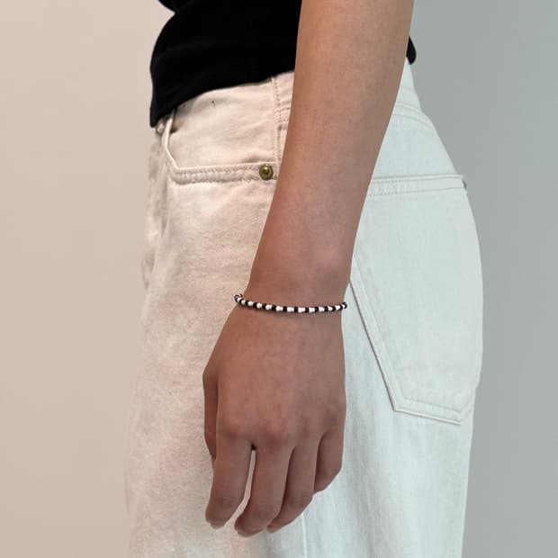 Mono Beads Bracelet