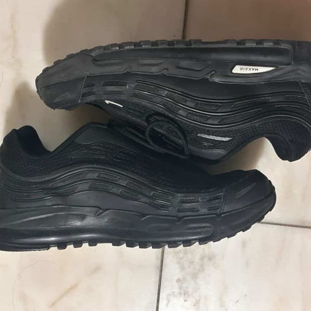 나이키 꼼데가르송 옴므 플러스 에어맥스TL