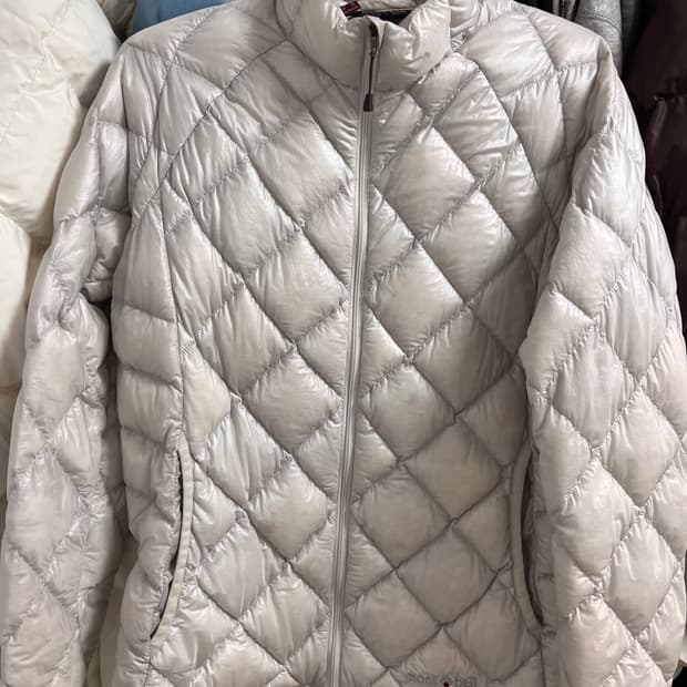 몽벨 경량패딩 m