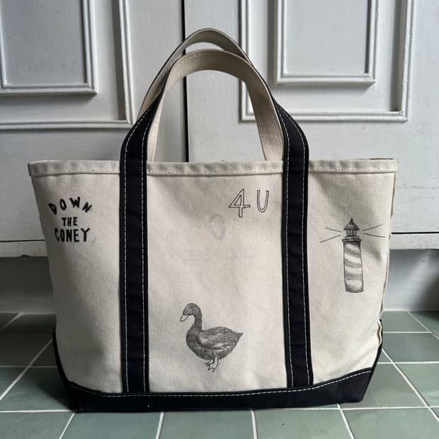 Hand Drawn Animal Motif LL BEANTote Bag 
