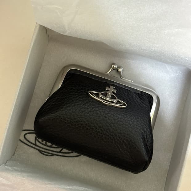 비비안 웨스트우드 더비 프레임 코인 퍼스 블랙