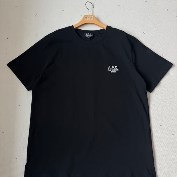 A.P.C 아페쎄 르 마담 블랙 반팔티 L
