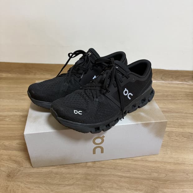 [270]온러닝 클라우드x4 블랙