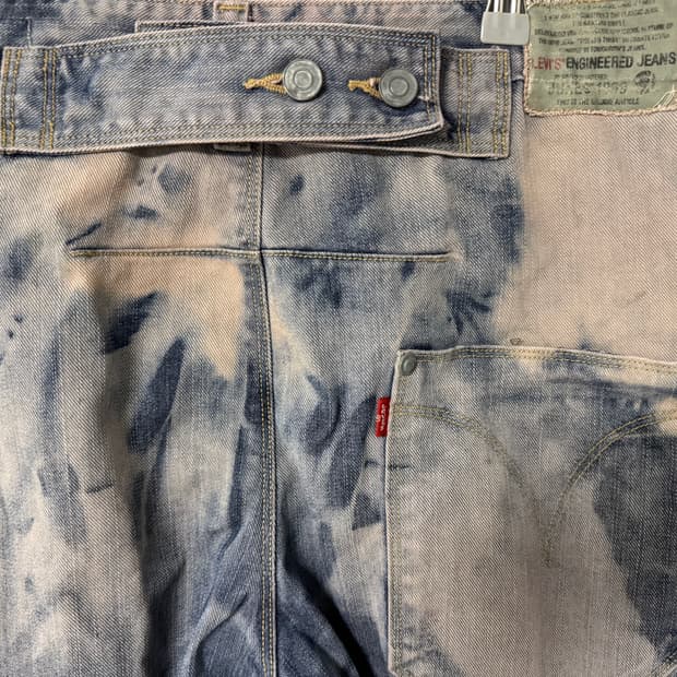 34/34) 리바이스 엔지니어드 신치백