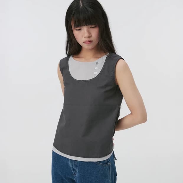 BUTTON LAYERED SLEEVELESS BLOUSE
