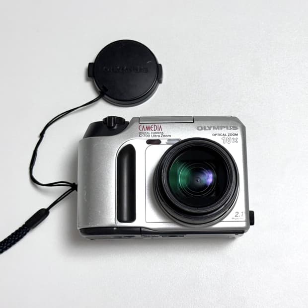 올림푸스 카메디아 C-700 빈티지 디지털카메라