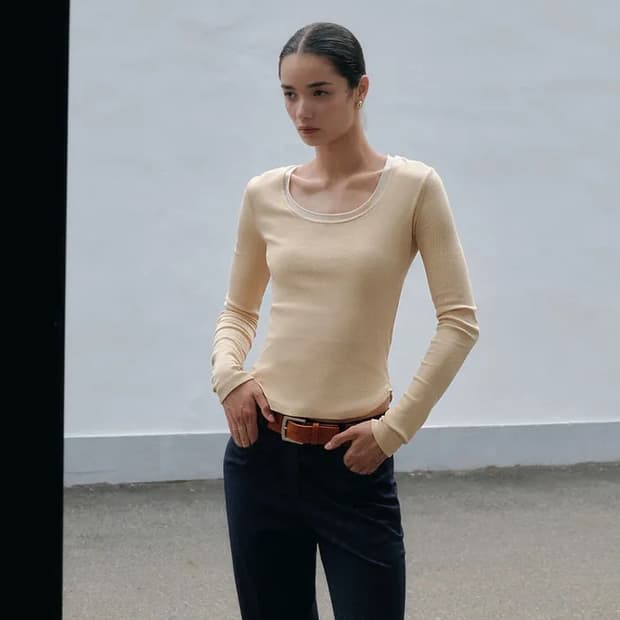 소플러 sofler 유넥 레이어드 티셔츠 버터